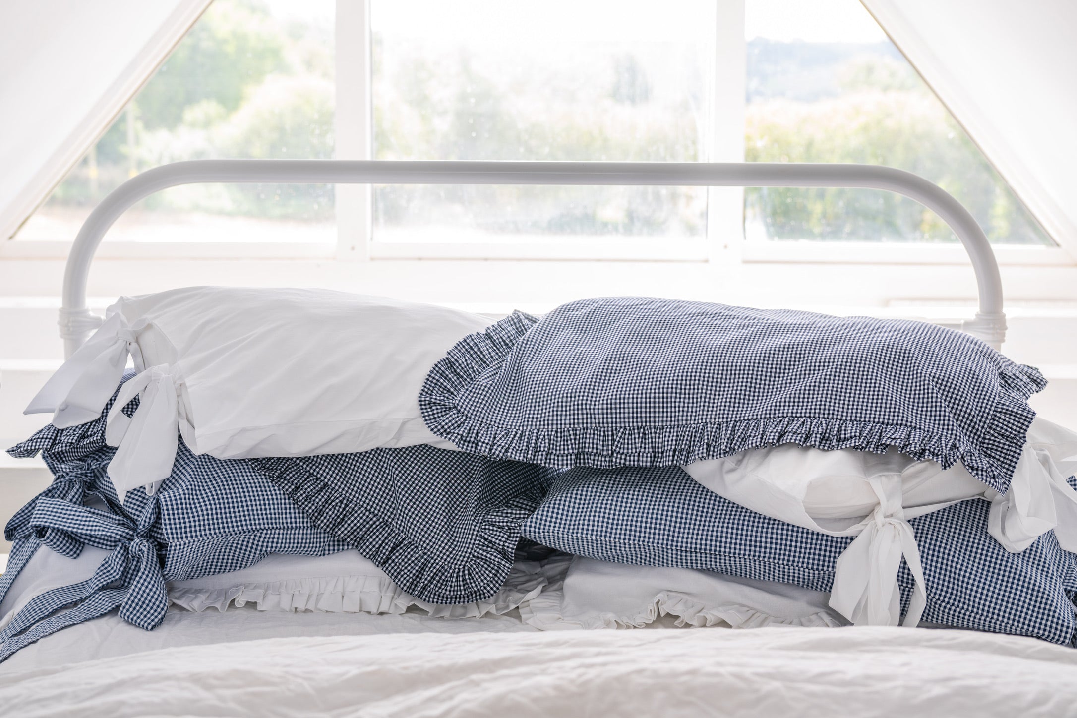 Big Bow Pillowcase White Cotton Poplin