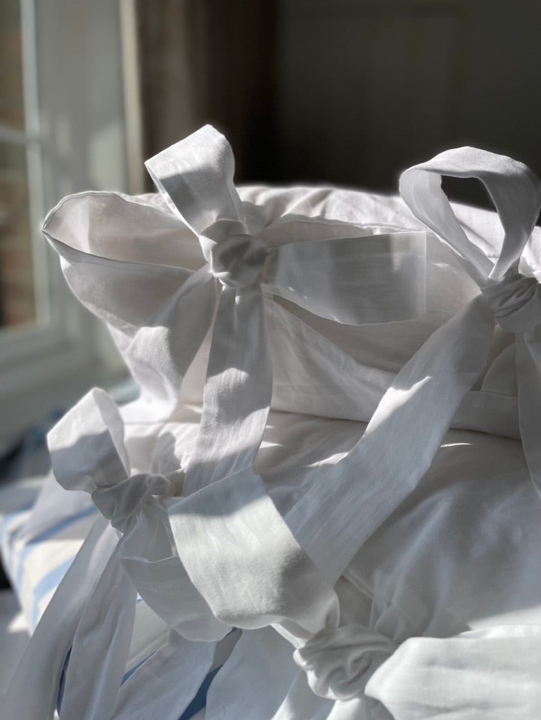 Big Bow Pillowcase Pair White Cotton