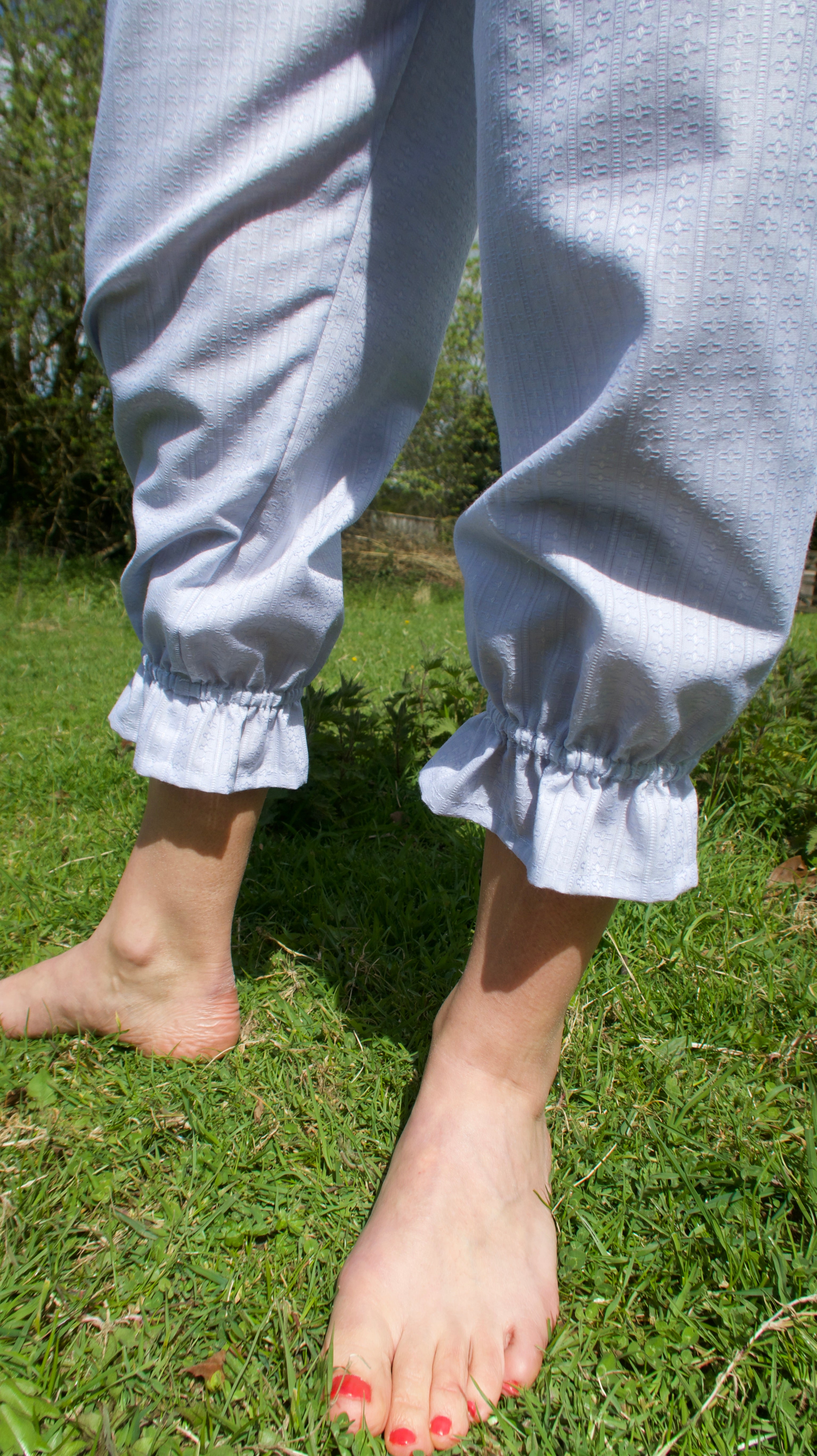 Day & Night Bloomer Pants in Sky Blue Ribbon Stripe