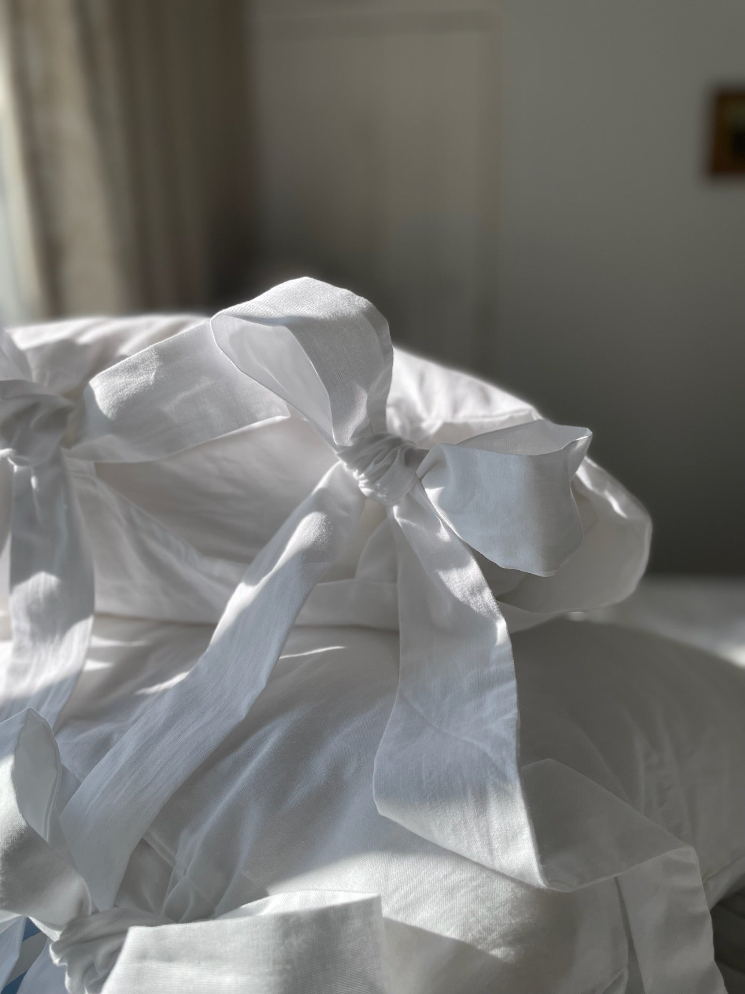 Big Bow Pillowcase Pair White Cotton