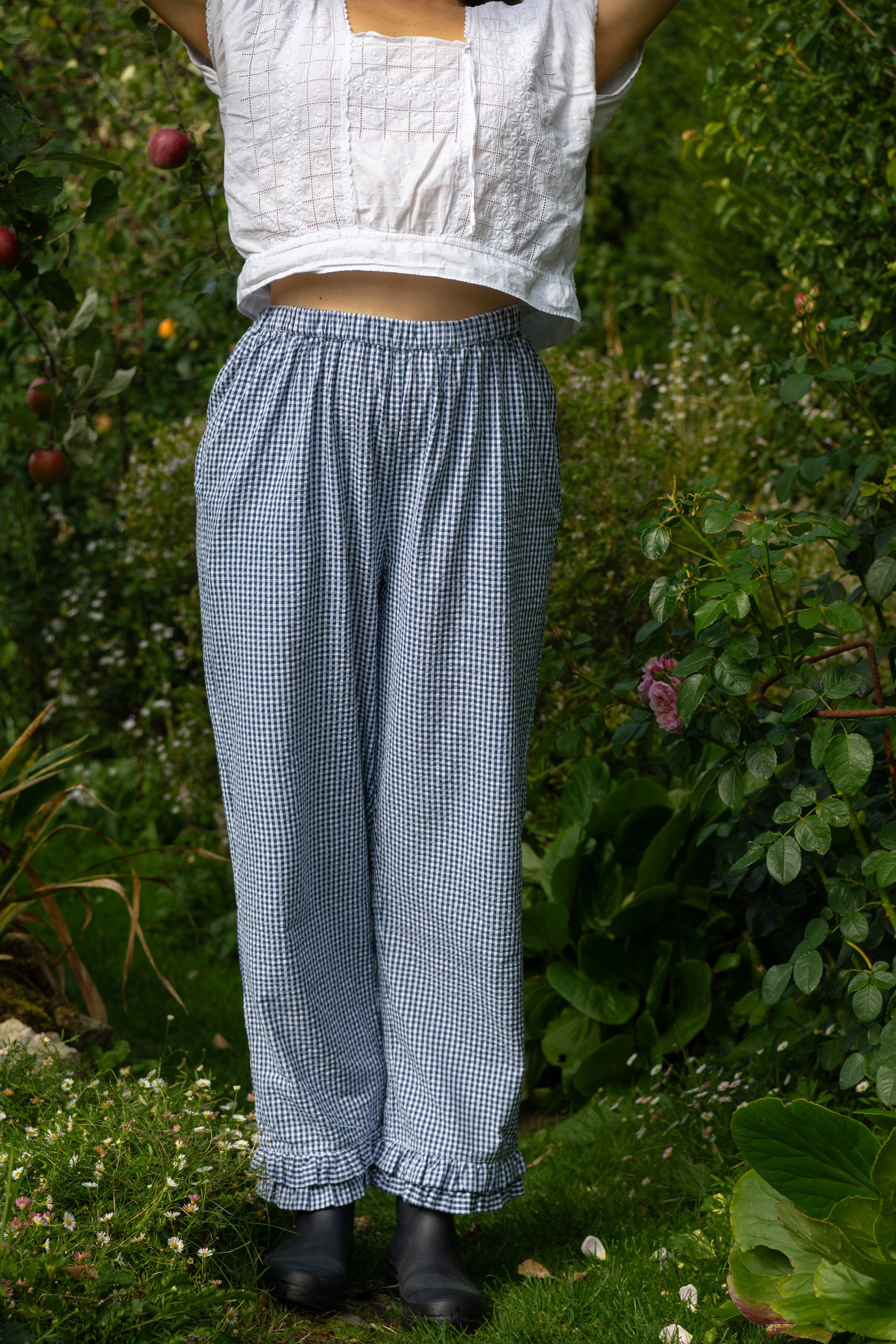 Brockwood Bottom Bloomers in Navy Gingham Seersucker Cotton